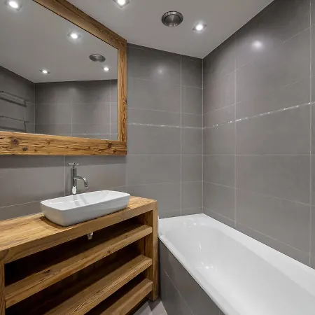 Familial Skis Aux Pieds Avec Wifi A - Fr-1-563-94 *